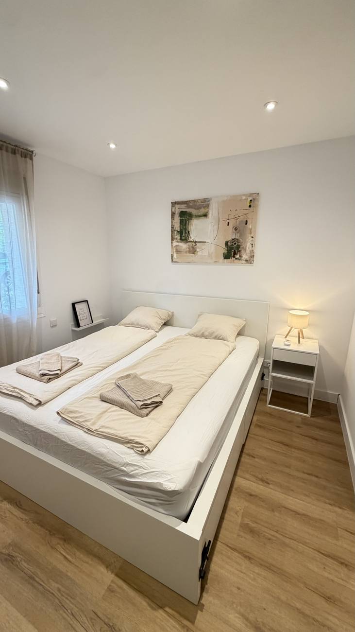 Schlafzimmer 1 mit Doppelbett